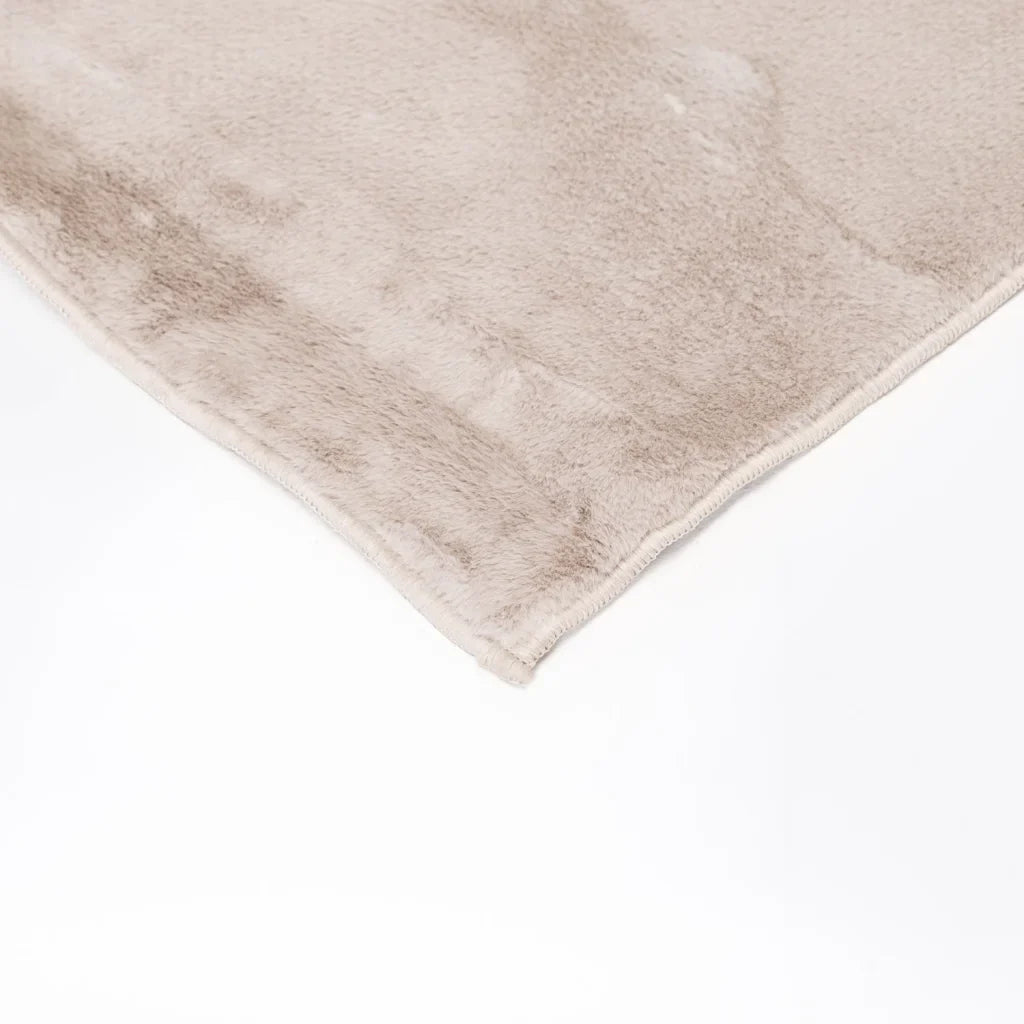 ARIEL FAUX FUR RUG