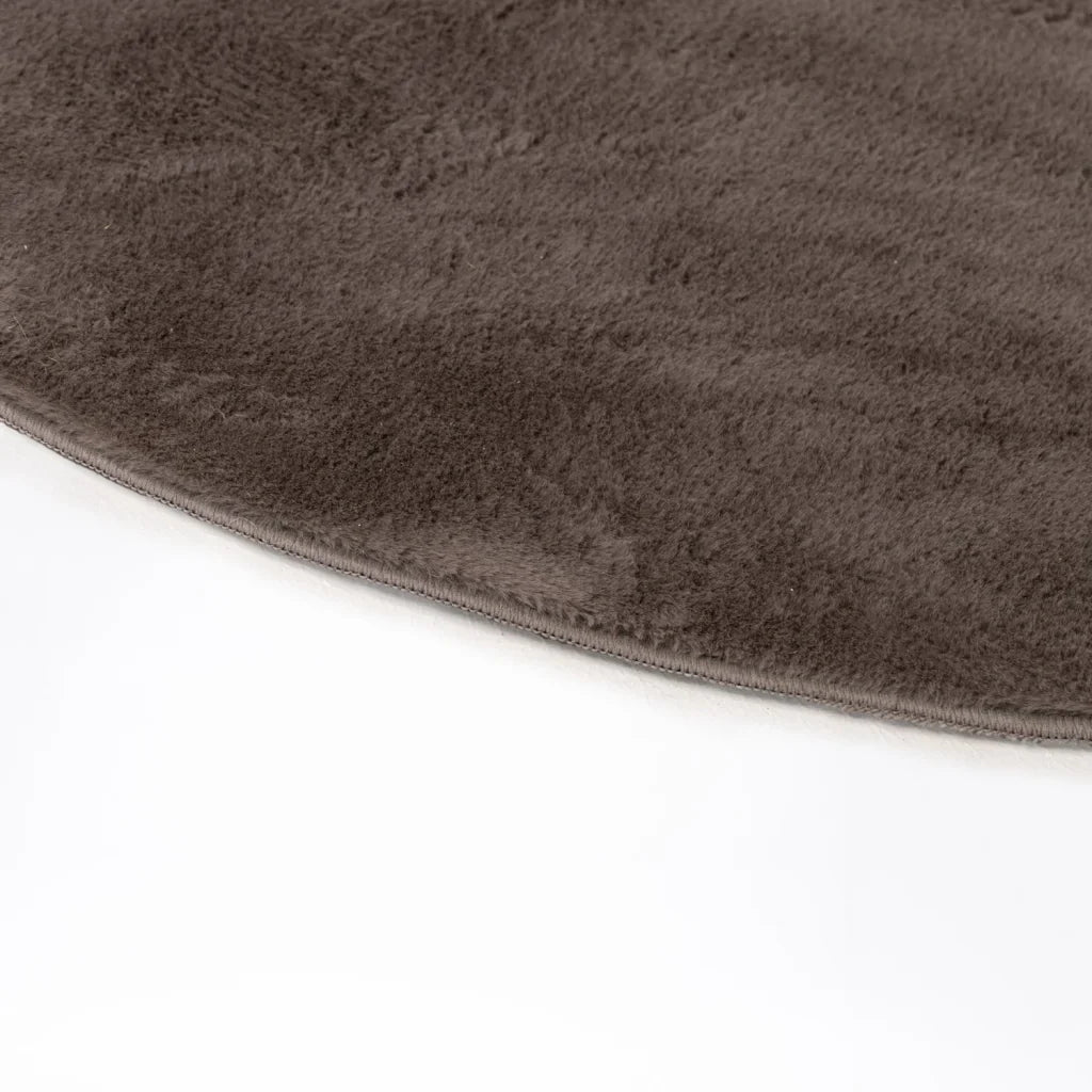 ARIEL ROUND FAUX FUR RUG