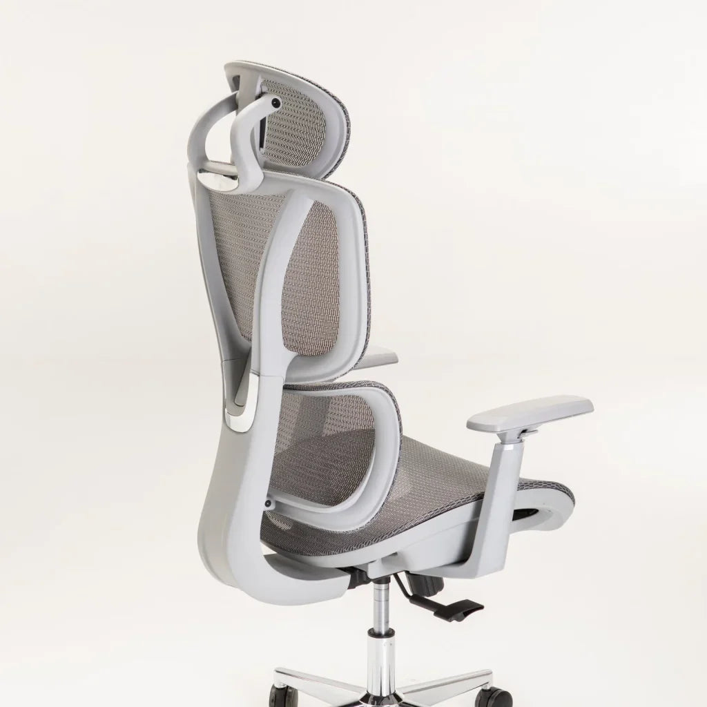 ERGONOMIC LUXURY EXECUTIVE OFFICE CHAIR AH601