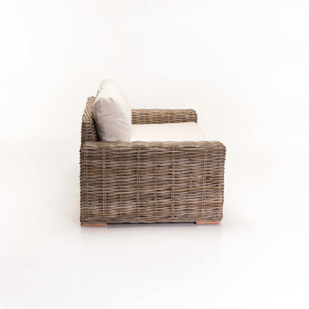 MEDAN KUBU 2 SEATER COUCH