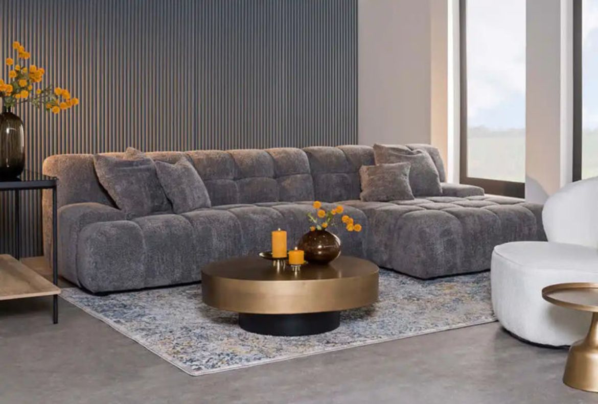 SHOP LIVING ROOM