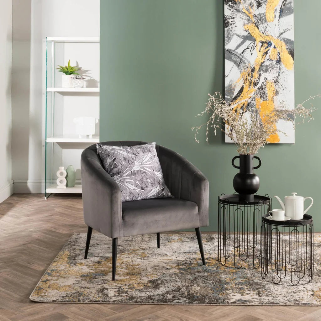 COLT VELVET CHAIR - BLACK LEG