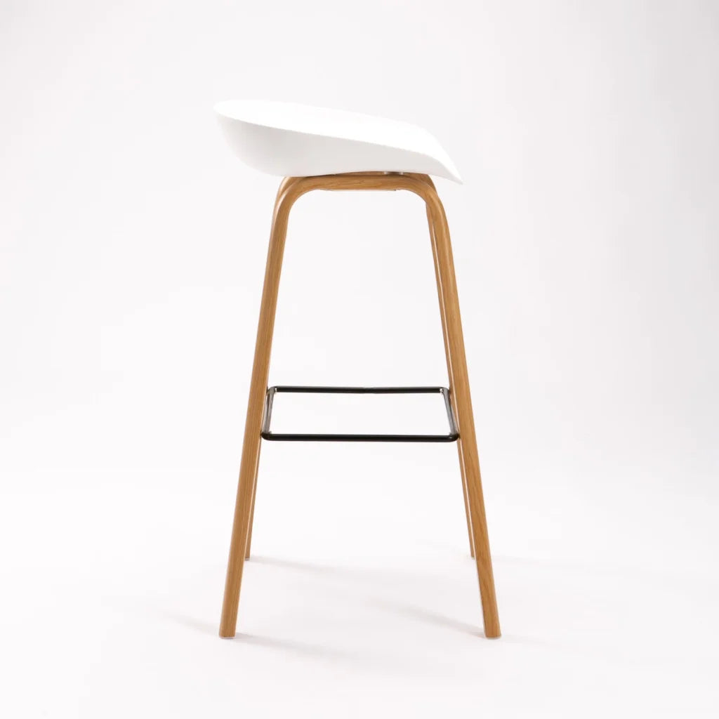 VEGAS LUXURY BARSTOOL
